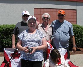 '剑桥市居民马格瑞格(Margareg)盼着天国乐团每年都来'