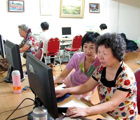 学员利用网络讲真相、劝三<span