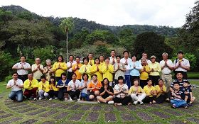马来西亚北部槟城暨吉打州双溪大年区大法弟子恭祝师尊新年好!