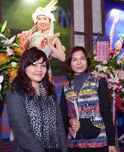 国际狮子会300-A2区会长高卉妮(左)与梁毓玲(右)。