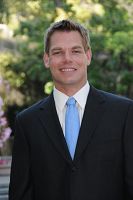 '美国国会众议员艾瑞克·史瓦维尔'