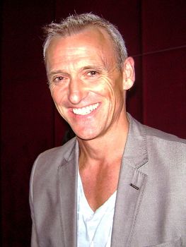 图1:墨尔本知名演员、模特和舞蹈演员斯迪尔瑞(Simon