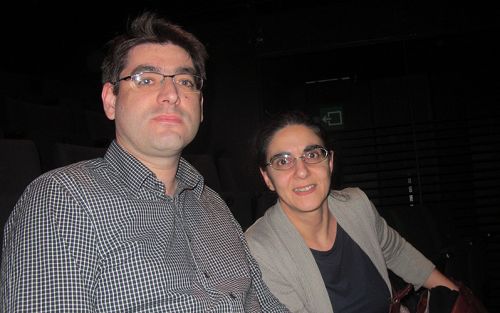 艾琳娜•奥恩教授和丈夫观赏了神韵晚会,被深深倾倒