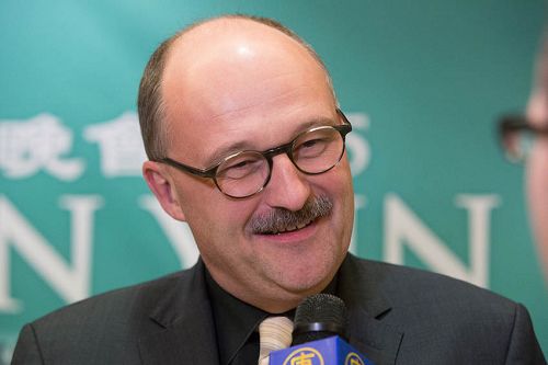 图1:德国联邦议院国务秘书麦斯特博士(Dr. Michael Meister)