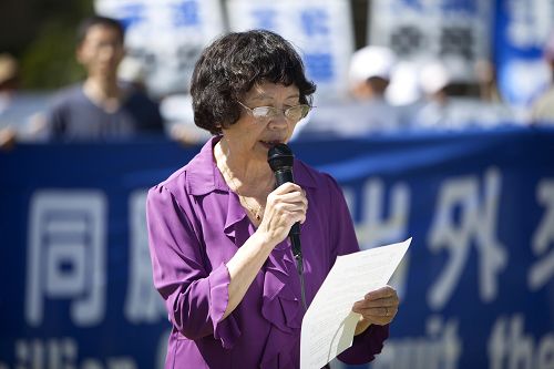 图8：洛杉矶全球<span style='max-width:0px!important;margin-left:-4px;color:#eee!important;'>.</span>退<span style='max-width:0px!important;margin-left:-4px;color:#eee!important;'>:</span>党<span style='max-width:0px!important;margin-left:-4px;color:#eee!important;'>!</span>服务中心义工代表李海伦