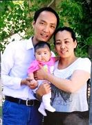 张敏涛一家三口