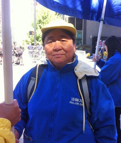 图5:来自旧金山的前哲学教授唐丽娟