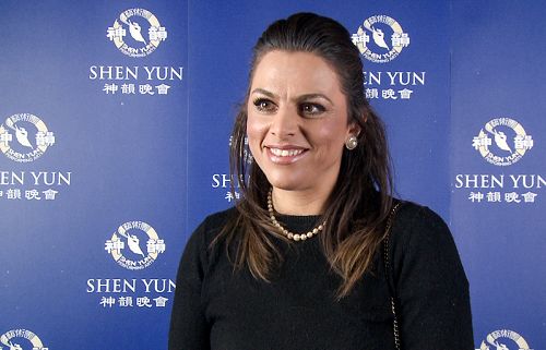 北约官员迪欧尼莎•莱欧蕾(Dionysia Leolei)女士为自己的选择感到庆幸