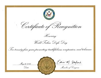 图3:和第二十一选区国会议员 Elise Stefanik祝贺世界法轮大法日