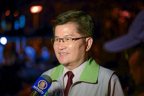 '图6:台中市议员杨典忠相信法轮功学员锲而不舍地反迫害,一定会改变中国社会。'