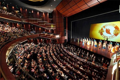 '图12:二零一八年二月七日至十一日,神韵国际艺术团在澳洲悉尼Lyric剧院上演了七场演出,演出连续大爆满,一票难求。图为二月十日演出大爆满盛况。'