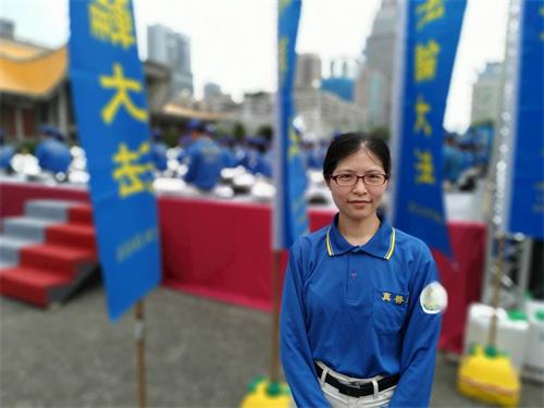 '图11:王敬雅表示现在不管遇到什么困难,都能用修炼人的正念面对一切。'