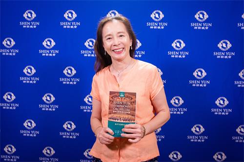 图2:实践大学与台北教育大学音乐学系教授陈安美盛赞神韵,把音乐表现到极致。