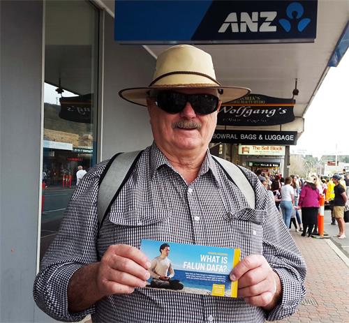 '图6:约翰(John Tuneriete)感谢法轮功带给我们的美好视觉和听觉美感'