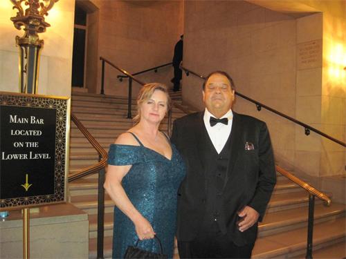 '图7:加州卡梅尔市欧隆尼族酋长汤姆·梅森(Tom Mason)和太太'