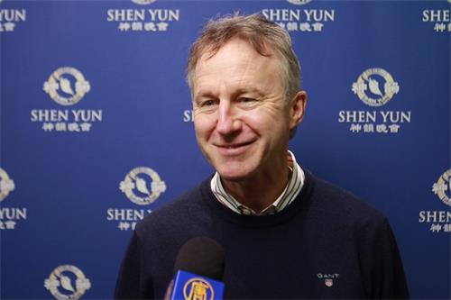 图3:意大利孔蒂表演艺术学院的副校长罗德·琼斯(Rod Jones)