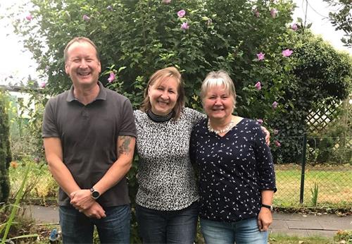 '图1:(由左至右)沃纳,乌苏拉和卡琳'