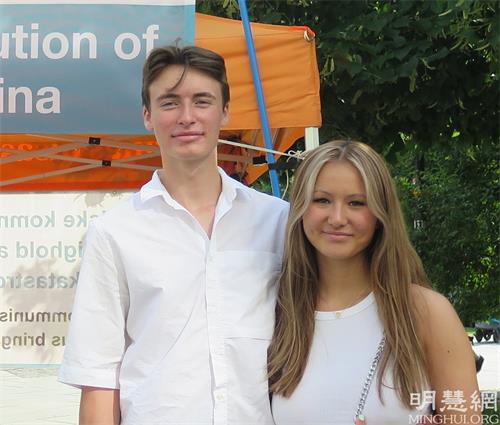 '图7:罗宾逊(Robin)和艾玛(Emma)为能帮助制止迫害感到高兴'