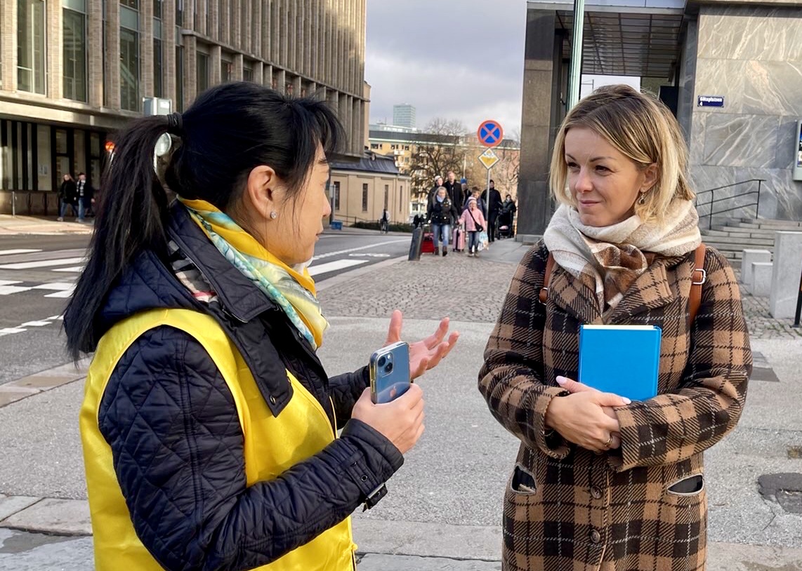 北欧民众在哥德堡声援四亿中国人三<span style='max-width:0px!important;margin-left:-4px;color:#eee!important;'>:</span>退<span style='max-width:0px!important;margin-left:-4px;color:#eee!important;'>.</span> 政要支持 10 2022 11 5 sweden gothenburg 12