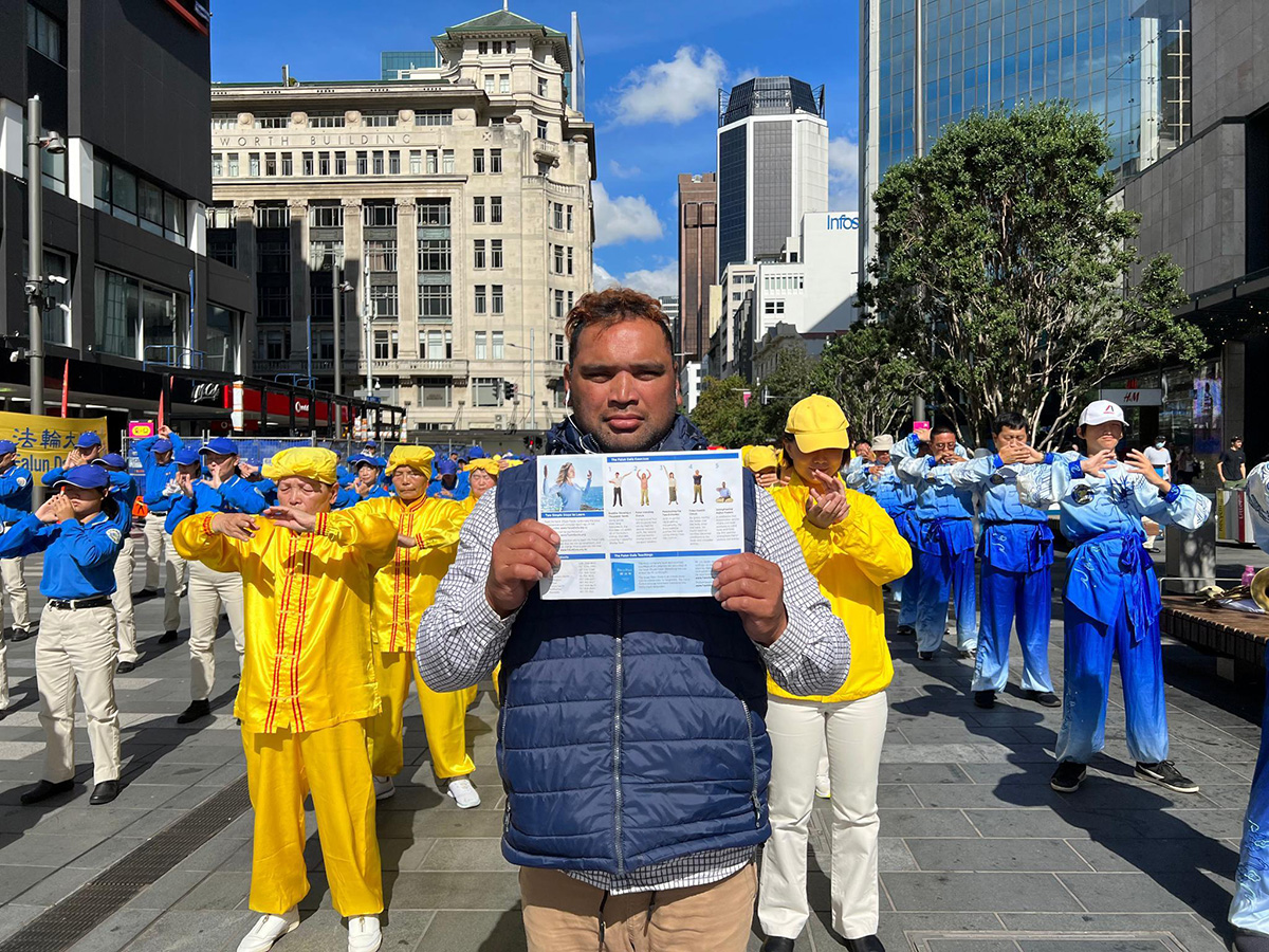 新西兰庆祝3.9亿中国人退出中共 民众支持 9 2022 4 17 new zealand 390million quit ccp celebration 08