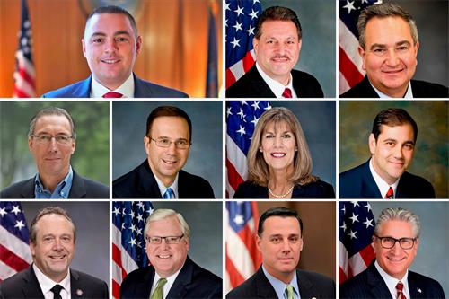 图2:发起及共同发起恭贺二零二二年五月十三日第二十三届“世界法轮大法日”决议案的纽约州参议员。第一行从左至右:发起人马图奇(Mike