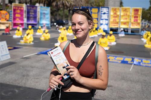 图25：湾区居民莎拉女士支持中国人退出中共的组织