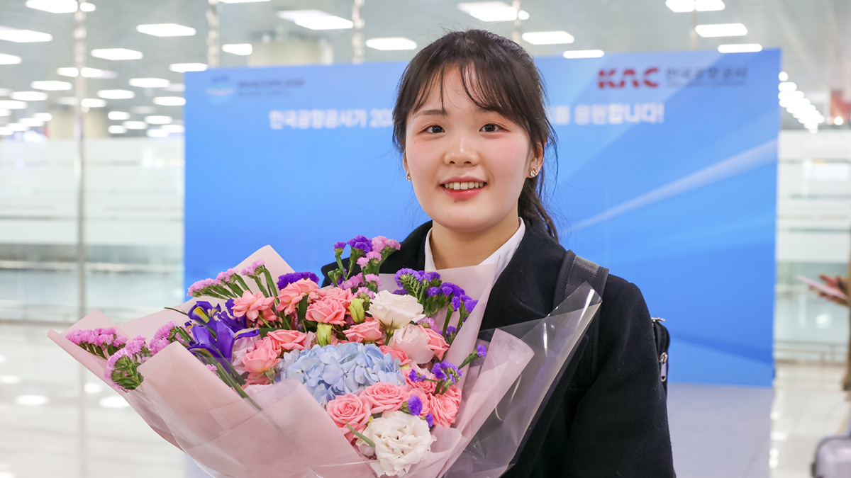 图16:神韵交响乐团圆号演奏家李承炫(大<span style='max-width:0px!important;margin-left:-4px;color:#eee!important;'>.</span>纪<span style='max-width:0px!important;margin-left:-4px;color:#eee!important;'>.</span>元<span style='max-width:0px!important;margin-left:-4px;color:#eee!important;'>;</span>)