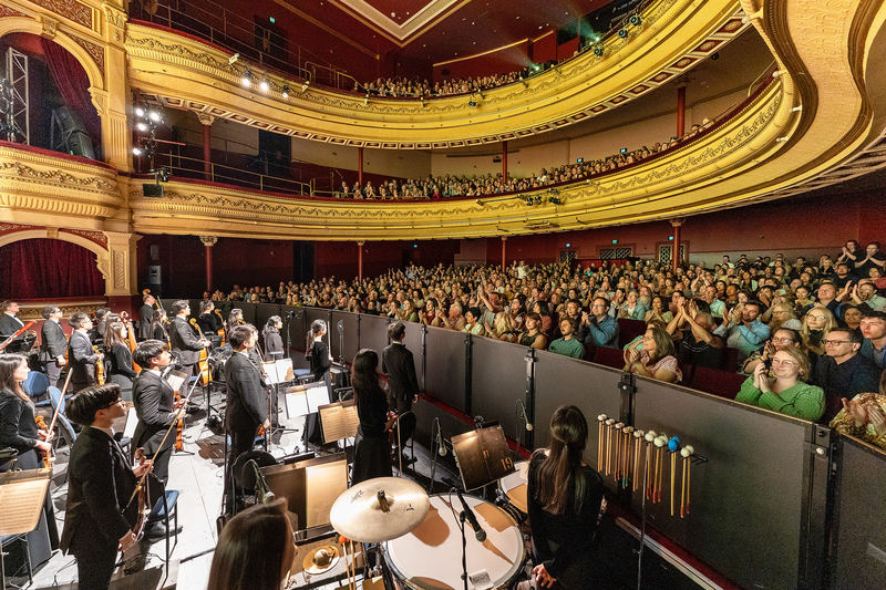 图3:二零二四年三月十九日晚,神韵纽约艺术团在澳洲珀斯国王陛下剧院(His Majesty's Theatre)的首场演出大爆满。(大<span style='max-width:0px!important;margin-left:-4px;color:#eee!important;'>.</span>纪<span style='max-width:0px!important;margin-left:-4px;color:#eee!important;'>.</span>元<span style='max-width:0px!important;margin-left:-4px;color:#eee!important;'>;</span>)