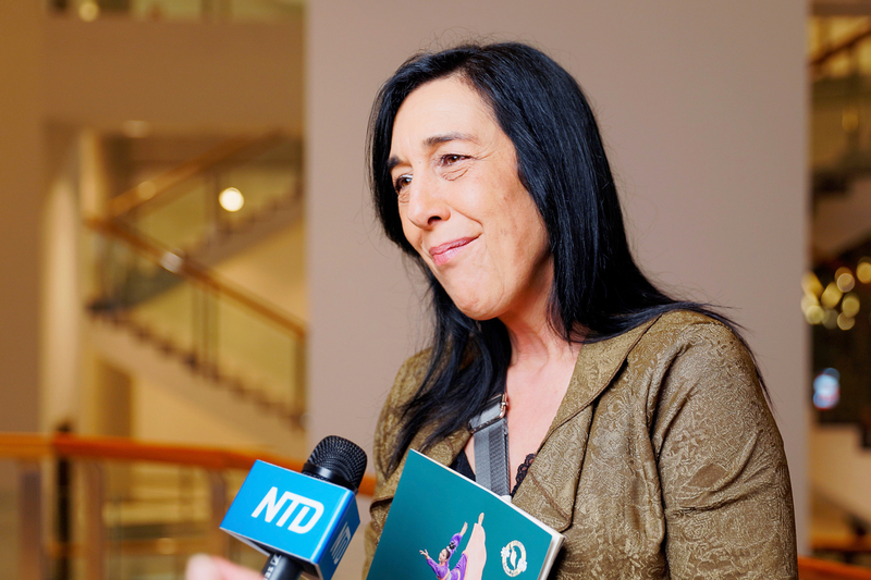 图16:三月二十三日,巴斯克自治区大区议会议员阿玛亚·马丁内斯·格里萨莱尼亚(Amaia Martínez Grisaleña)观看了演出。(新<span style='max-width:0px!important;margin-left:-4px;color:#eee!important;'>!</span>唐<span style='max-width:0px!important;margin-left:-4px;color:#eee!important;'>!</span>人<span style='max-width:0px!important;margin-left:-4px;color:#eee!important;'>:</span>)