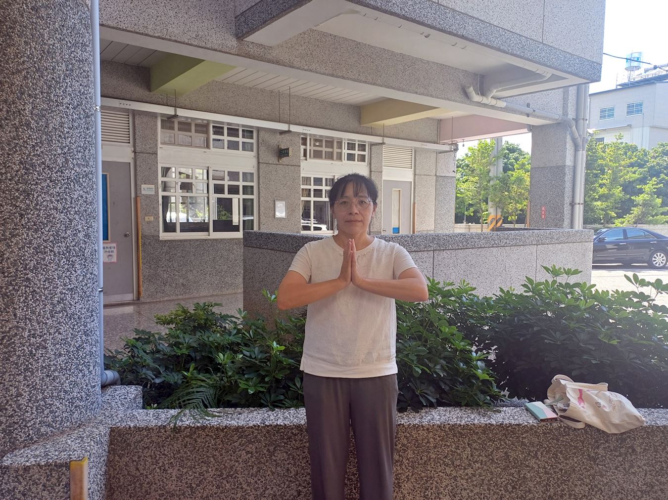 '图4:台湾台中的法轮功学员雅菁感恩修炼带给她健康与和谐的家庭。'