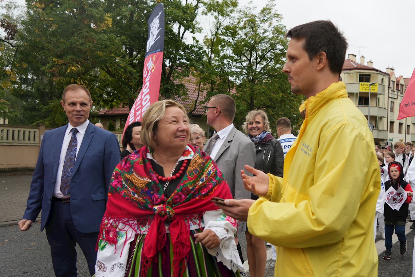 '图15:特洛伊•乌苏拉女士赞同真善忍'