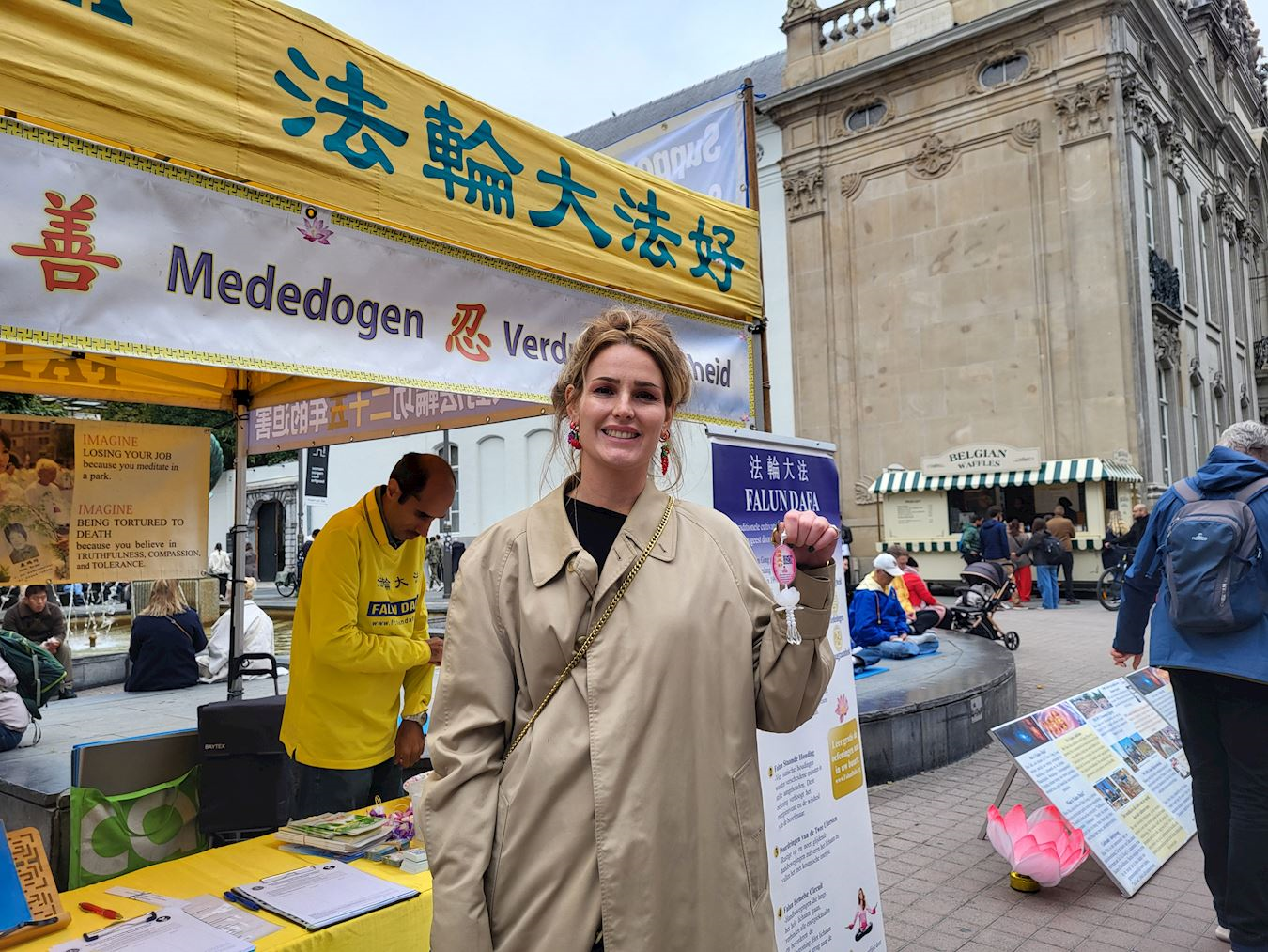 '图8:律师格温赞扬法轮功'