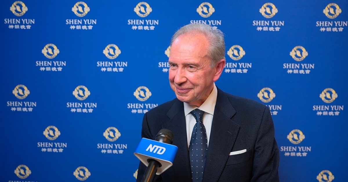 图18:二零二五年二月三日晚,前意大利政府副部长西尔瓦诺·莫法(Silvano Moffa)在罗马观赏了神韵演出。 (新<span style='max-width:0px!important;margin-left:-4px;color:#eee!important;'>!</span>唐<span style='max-width:0px!important;margin-left:-4px;color:#eee!important;'>!</span>人<span style='max-width:0px!important;margin-left:-4px;color:#eee!important;'>:</span>电视台)