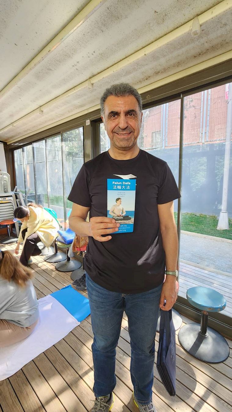 '图7:穆默德先生'