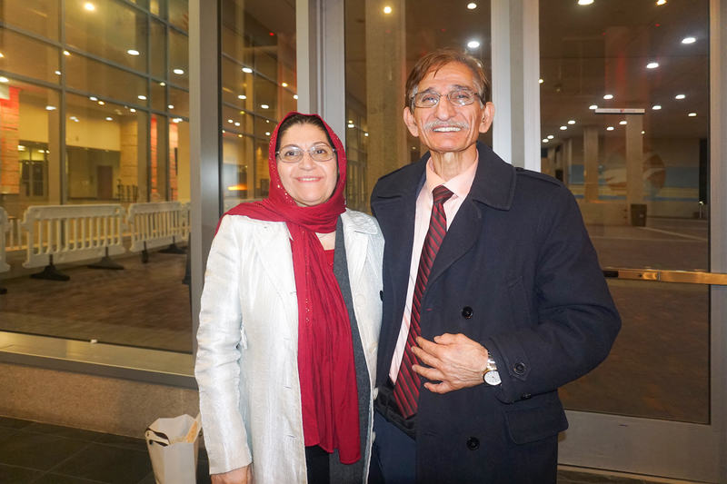 图13:二零二五年二月二十五日晚,美国一家私人飞行公司的老板阿里·鲁兹贝哈尼(Ali Rouzbehani)和太太一起观赏了在德州考珀斯-克里斯蒂的神韵演出。(大<span style='max-width:0px!important;margin-left:-4px;color:#eee!important;'>.</span>纪<span style='max-width:0px!important;margin-left:-4px;color:#eee!important;'>.</span>元<span style='max-width:0px!important;margin-left:-4px;color:#eee!important;'>;</span>)