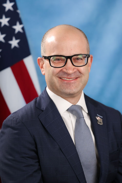 图12:第十九选区众议员爱德华‧拉(Edward P. Ra)