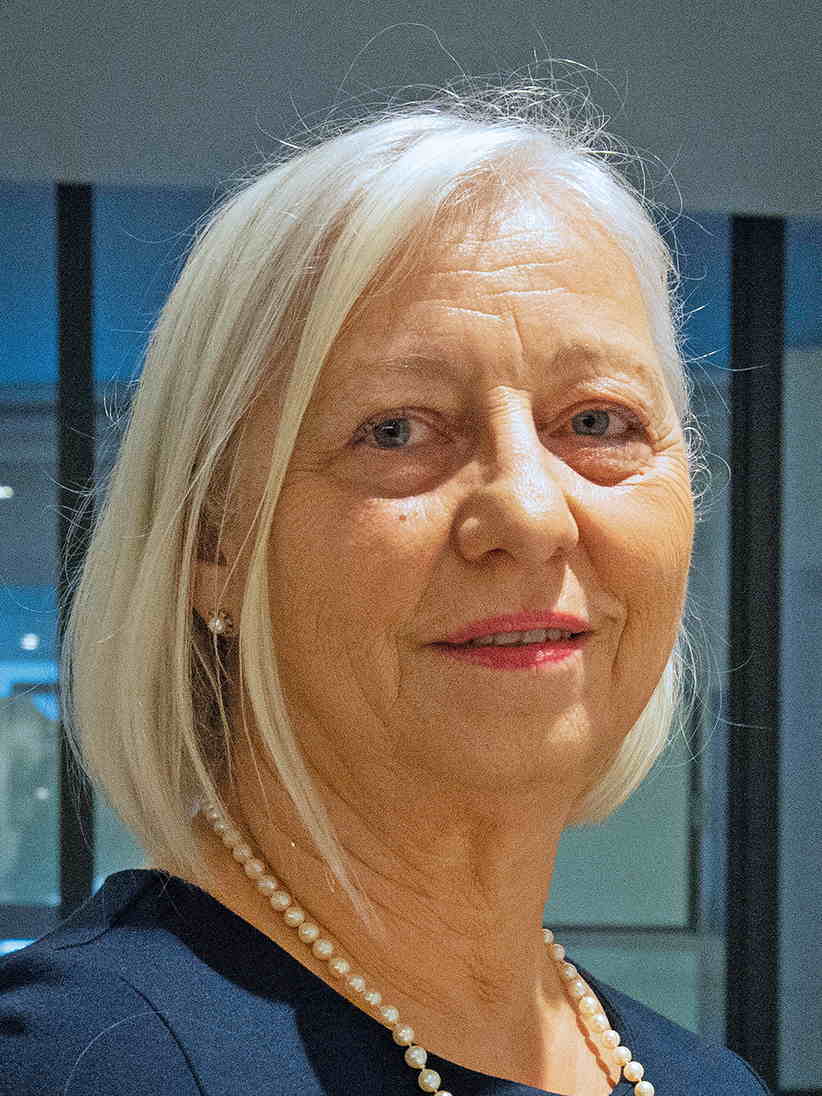 图9:意大利语区的提契诺州州议会议员玛丽亚‧皮亚‧安布罗塞蒂女士