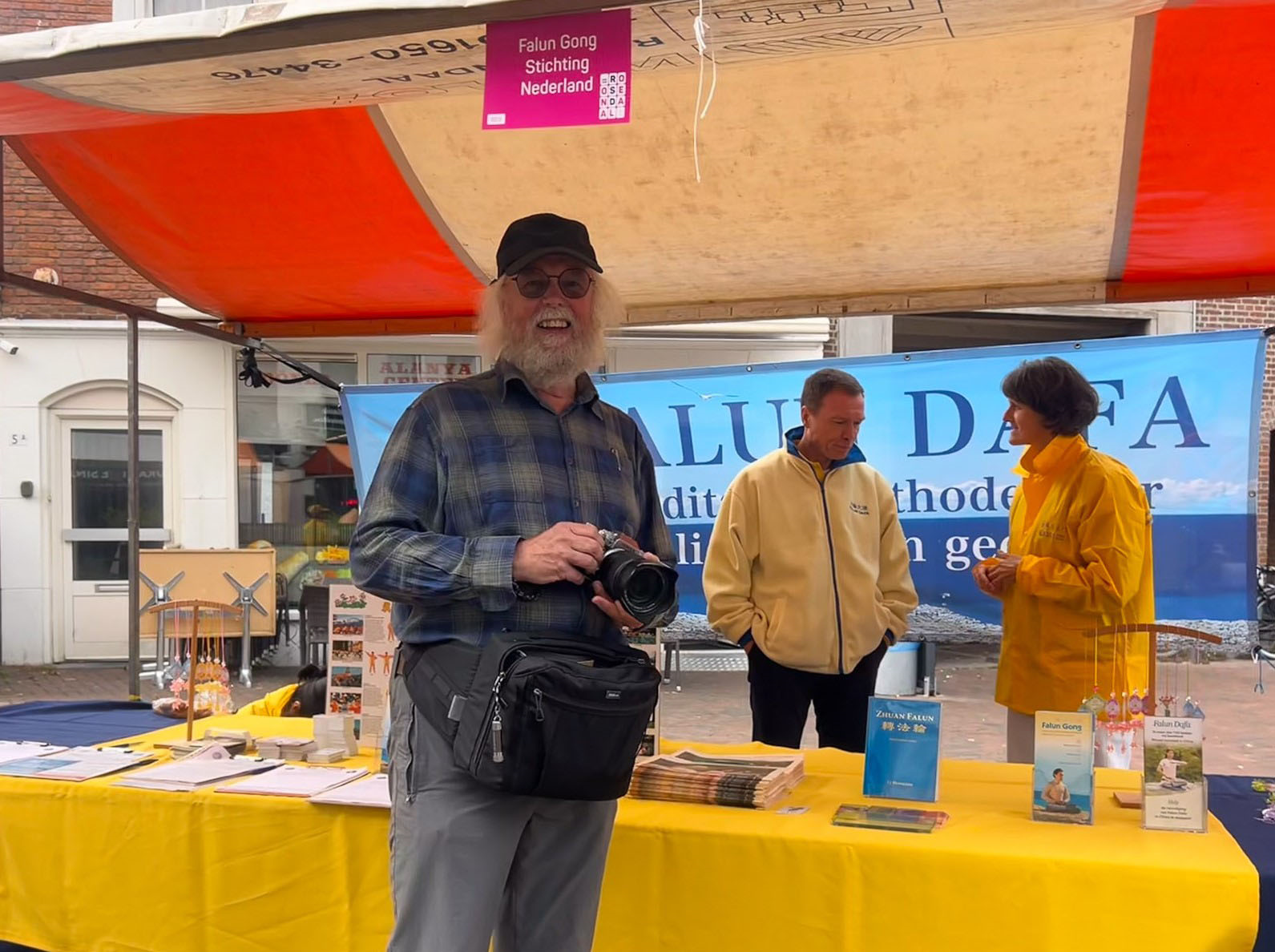 图10:摄影记者威廉‧拉各斯